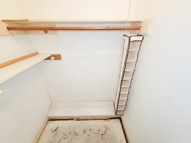 $2,300 | 1610 Maryon Street, Baytown, TX 77523