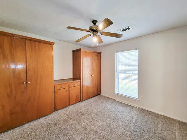 $2,300 | 1610 Maryon Street, Baytown, TX 77523