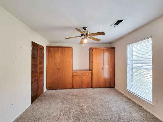 $2,300 | 1610 Maryon Street, Baytown, TX 77523