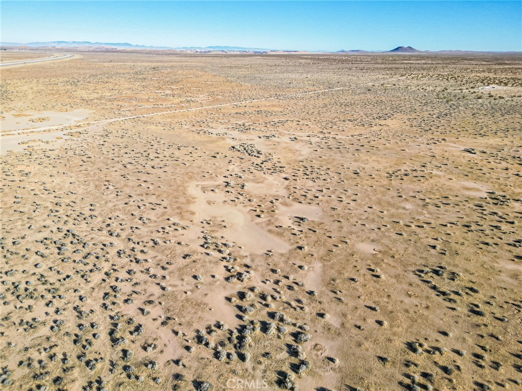 10000 Kramer Station Road Boron, CA 93516 - Photo 18 of 47 a view of an ocean