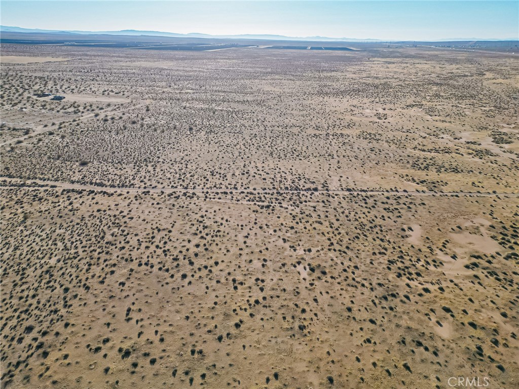 10000 Kramer Station Road Boron, CA 93516 - Photo 24 of 47 a view of a bathroom with a shower