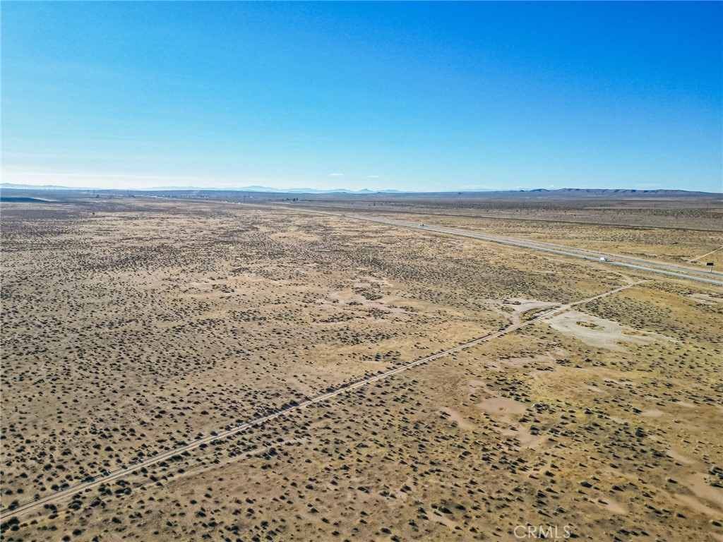 10000 Kramer Station Road Boron, CA 93516 - Photo 27 of 47 a view of an ocean