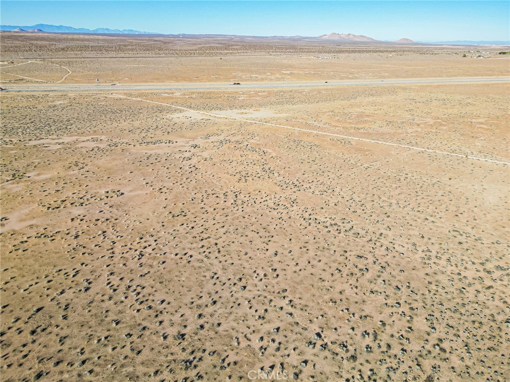 10000 Kramer Station Road Boron, CA 93516 - Photo 31 of 47 a view of an ocean