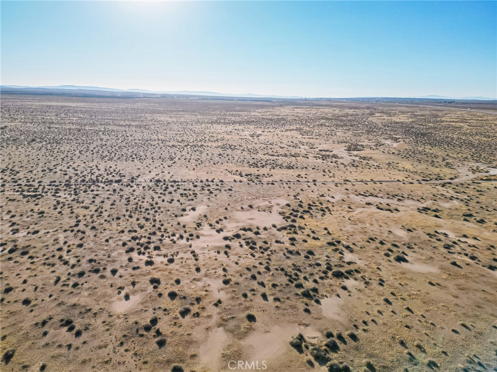 10000 Kramer Station Road Boron, CA 93516 - Photo 6 of 47 a view of a city