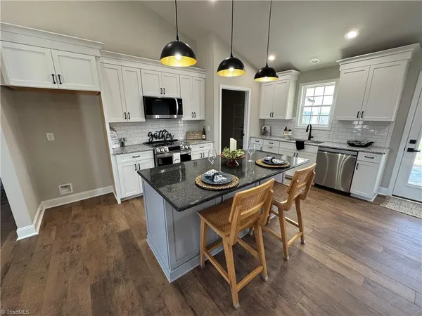 $369,900 | 586 Culler Road, Pinnacle, NC 27043