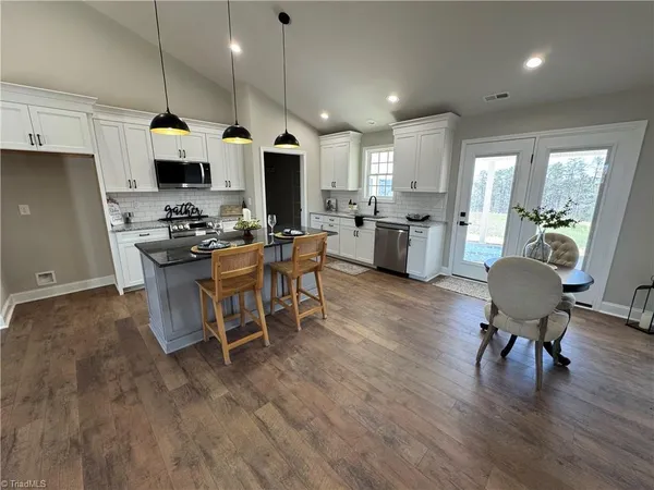 $369,900 | 586 Culler Road, Pinnacle, NC 27043