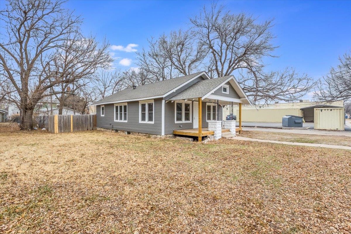 443 North Grove Street Wichita, KS 67214 - Photo 17 of 20
