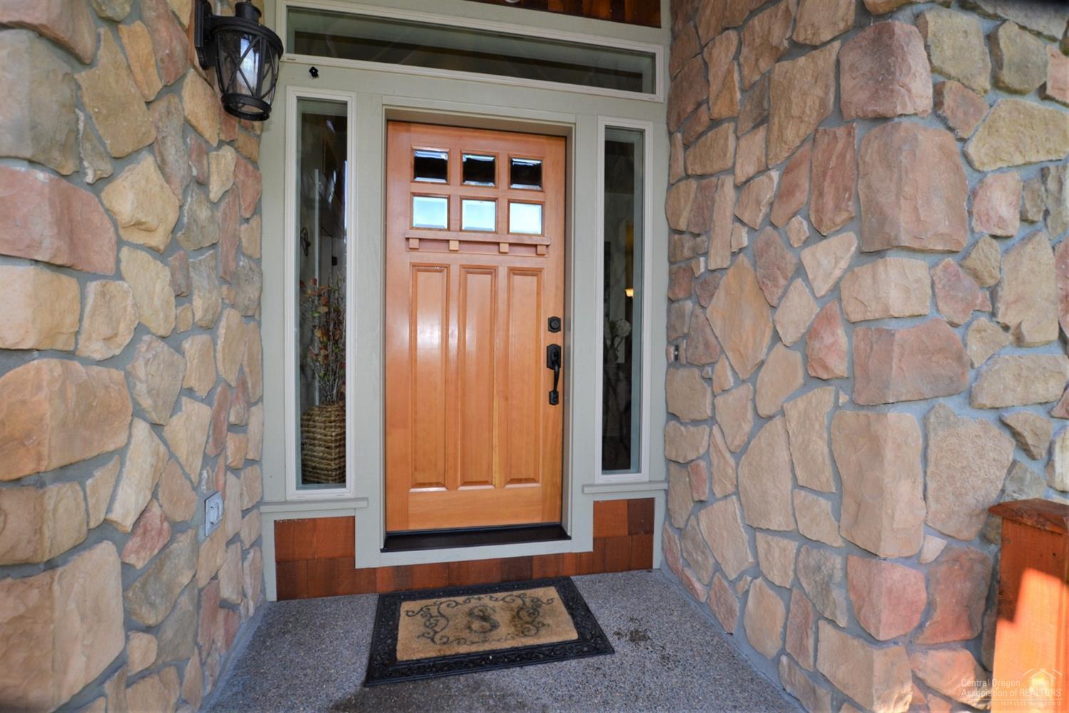 693 Northwest Powell Butte Loop Bend, OR 97703 - Photo 2 of 25 Gallery Image 2