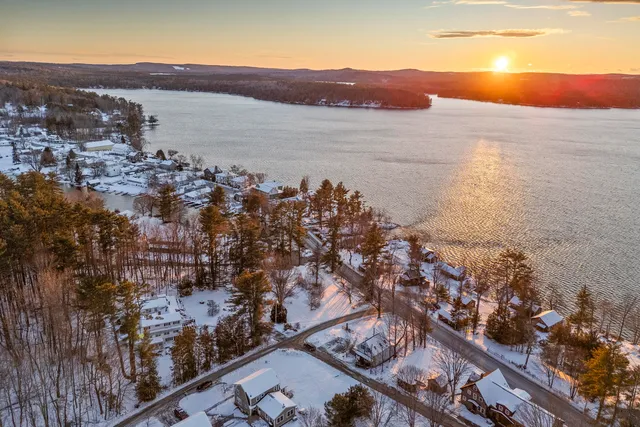 $819,000 | 9 Dry Point Drive, Rome, ME 04963