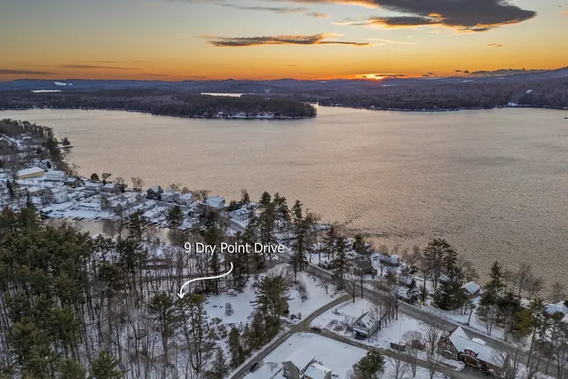 $819,000 | 9 Dry Point Drive, Rome, ME 04963