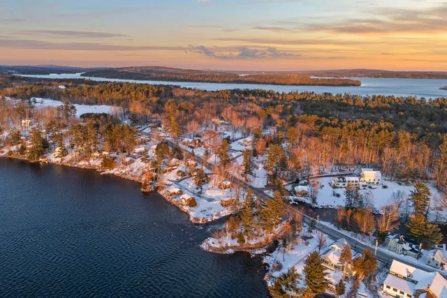 $819,000 | 9 Dry Point Drive, Rome, ME 04963