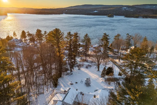 $819,000 | 9 Dry Point Drive, Rome, ME 04963