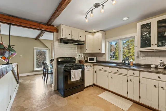 $819,000 | 9 Dry Point Drive, Rome, ME 04963