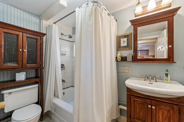 $819,000 | 9 Dry Point Drive, Rome, ME 04963