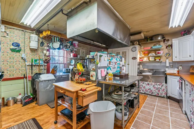 $819,000 | 9 Dry Point Drive, Rome, ME 04963