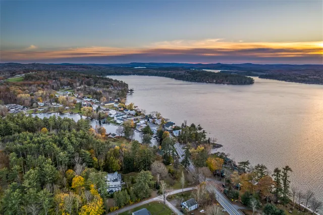 $819,000 | 9 Dry Point Drive, Rome, ME 04963