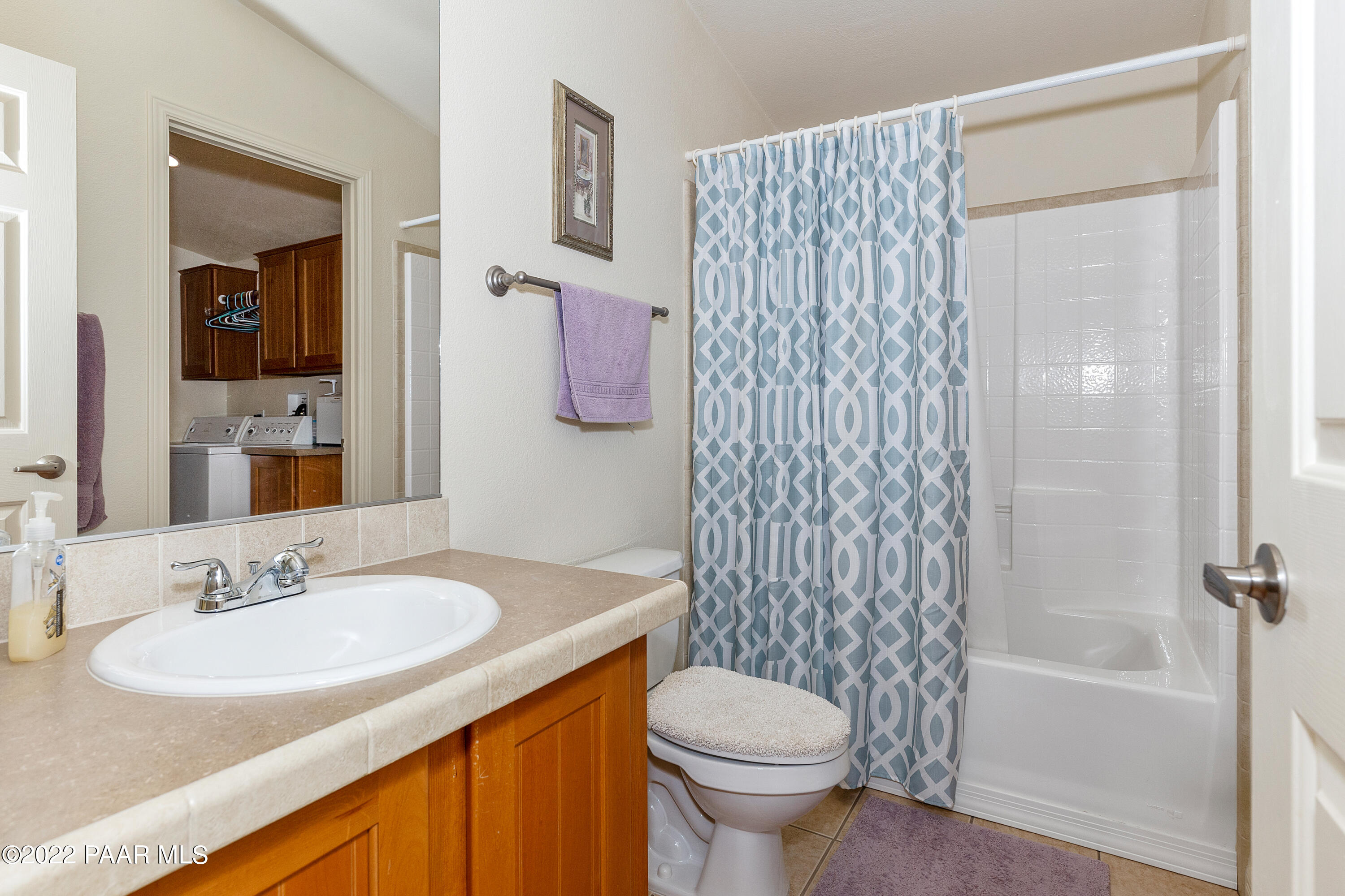 3673 Raney Road Ash Fork, AZ 86320 - Photo 15 of 32 016_Guest Bathroom