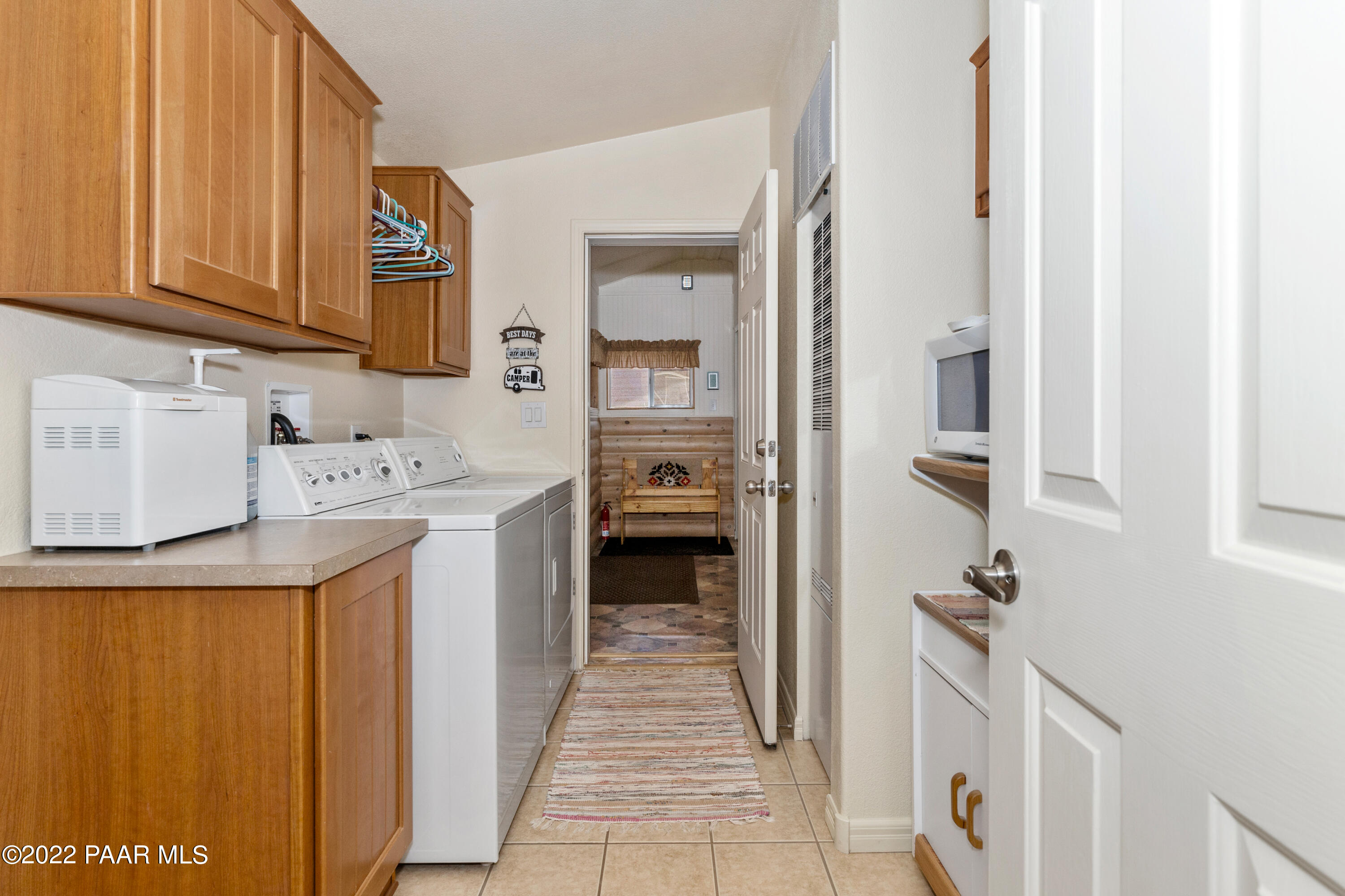 3673 Raney Road Ash Fork, AZ 86320 - Photo 16 of 32 017_Laundry Room