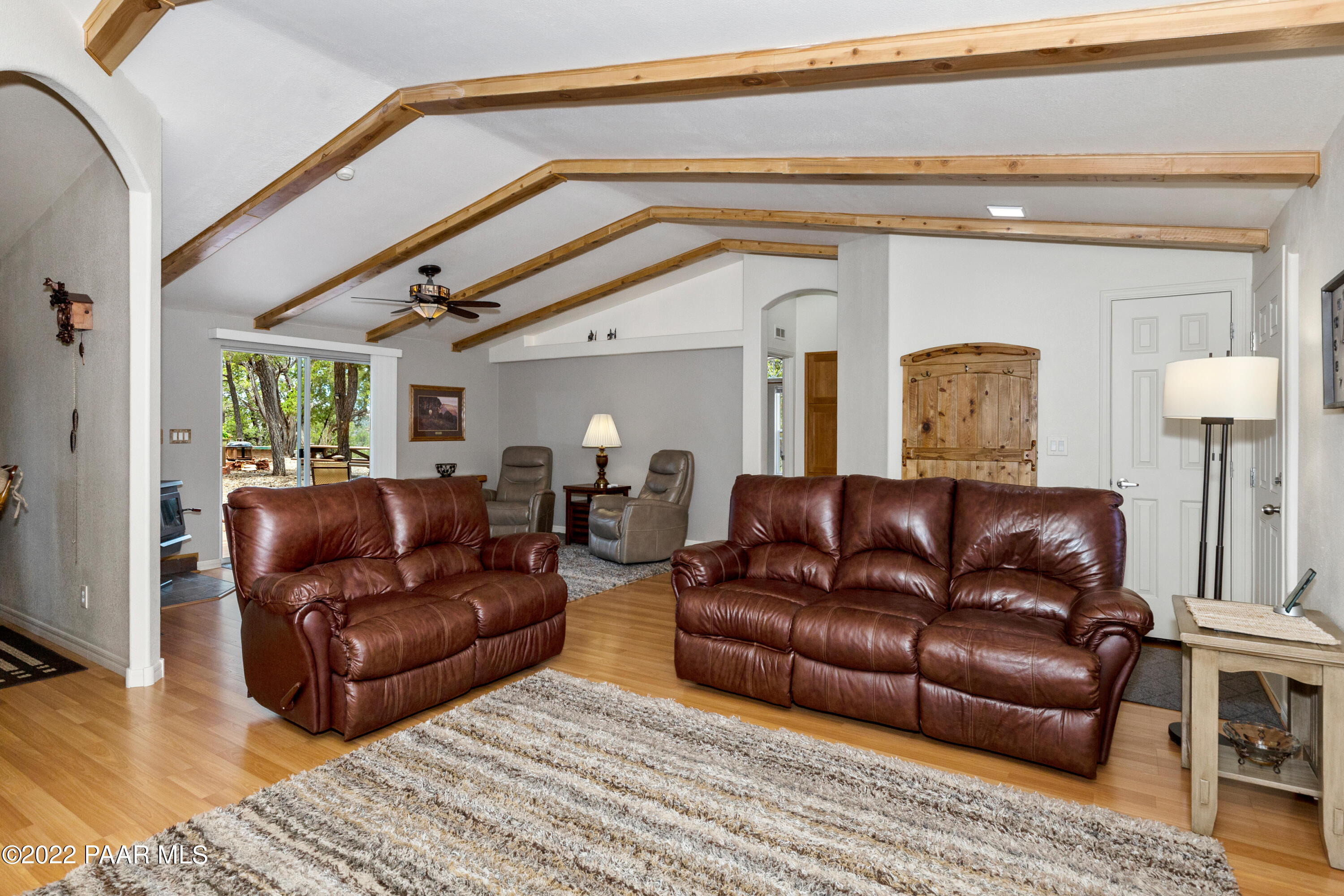 3673 Raney Road Ash Fork, AZ 86320 - Photo 6 of 32 007_Living Room