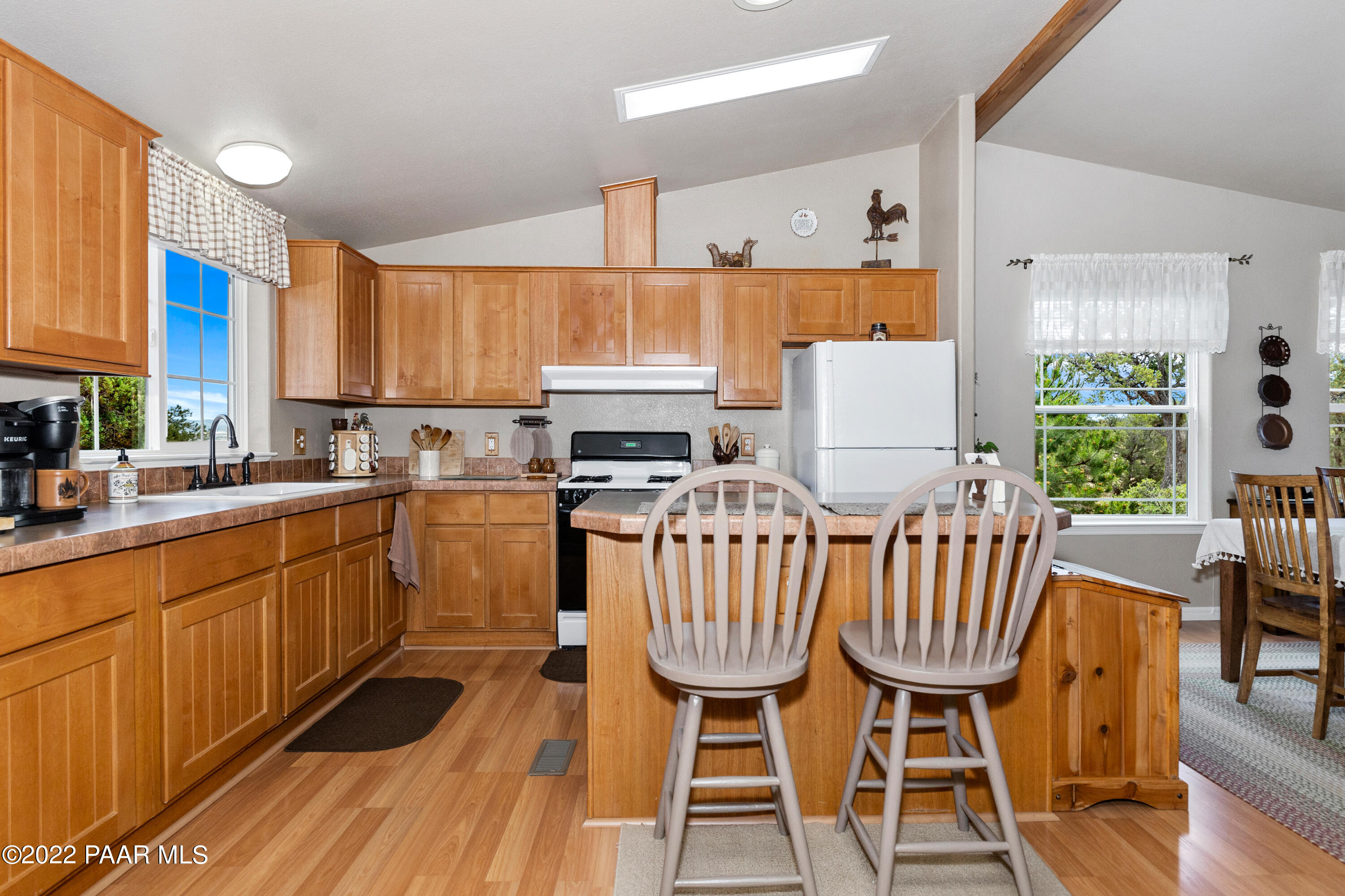 3673 Raney Road Ash Fork, AZ 86320 - Photo 8 of 32 009_Kitchen