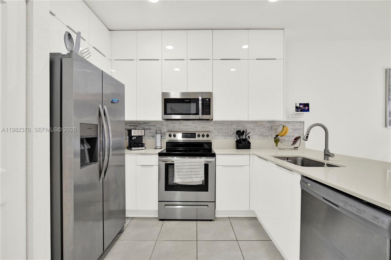 23461 Southwest 129th Place, Unit 23461 Homestead, FL 33032 - Photo 10 of 38