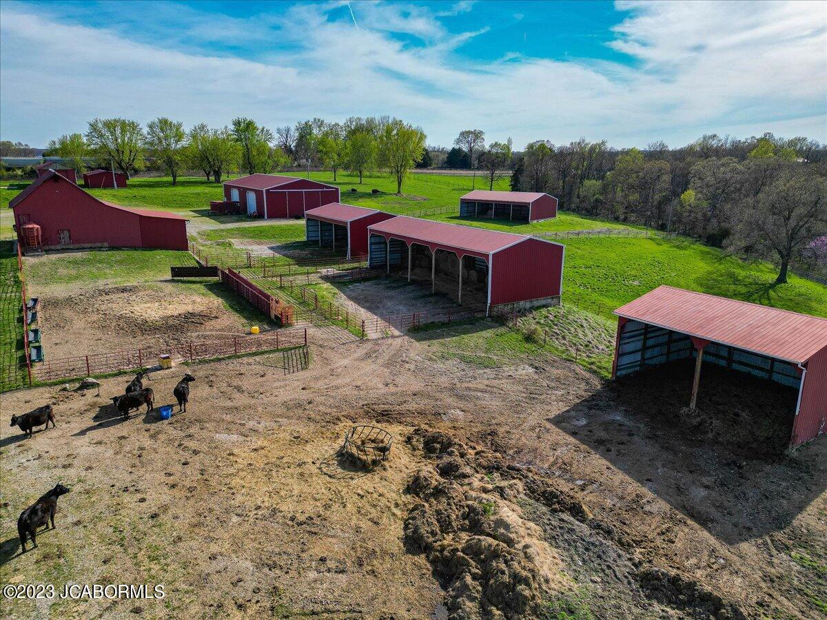52968 West Railroad Road Centertown, MO 65023 - Photo 5 of 20
