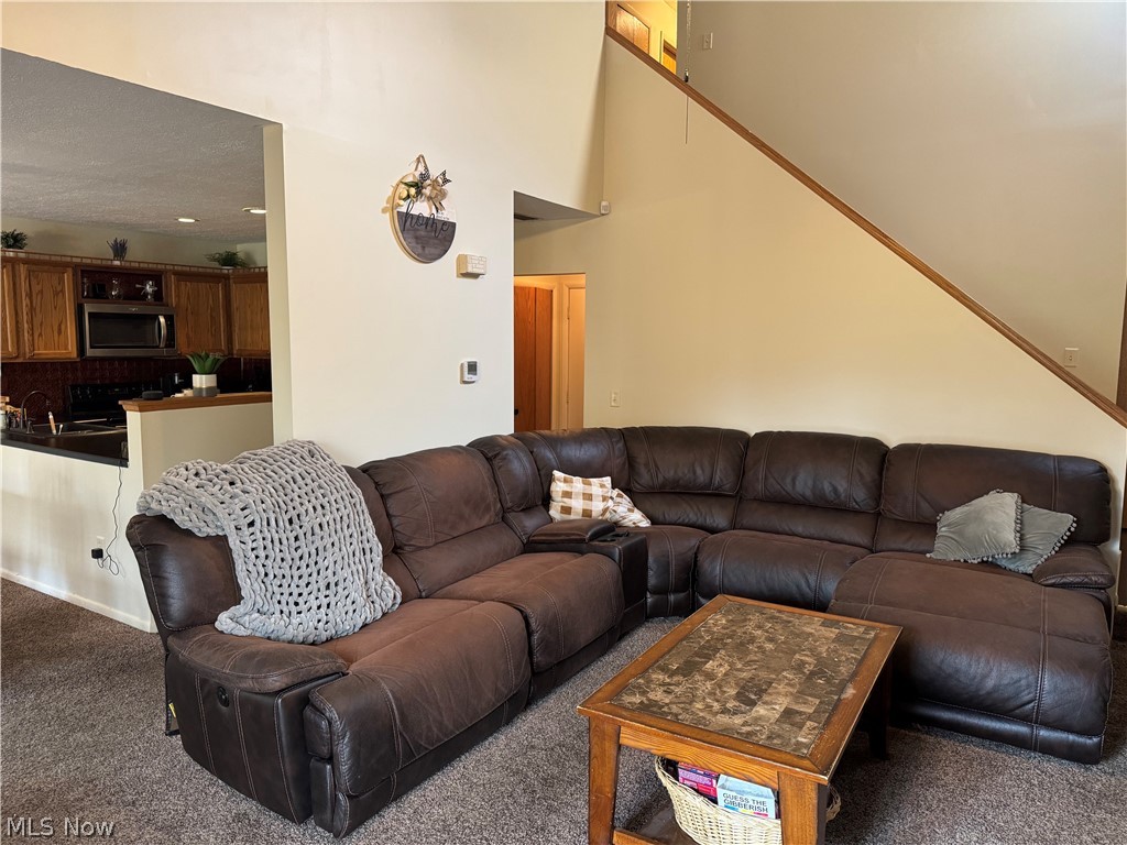 1438 Loop Road Kent, OH 44240 - Photo 6 of 18