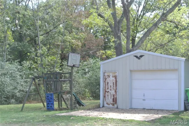 $180,000 | 56 Stringtown Street, Poplar Bluff, MO 63901