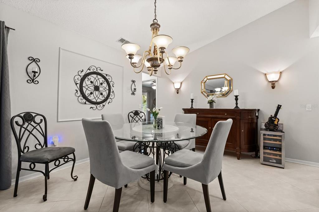 1336 Star Court Deltona, FL 32725 - Photo 21 of 34 a view of a dining room