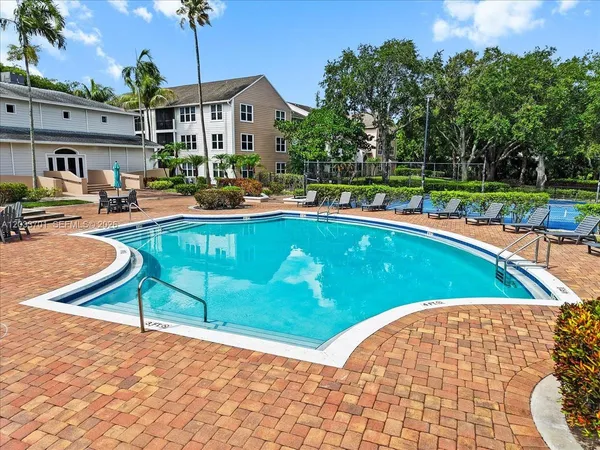 $168,000 | 2303 North Congress Avenue, Unit 27, Boynton Beach, FL 33426