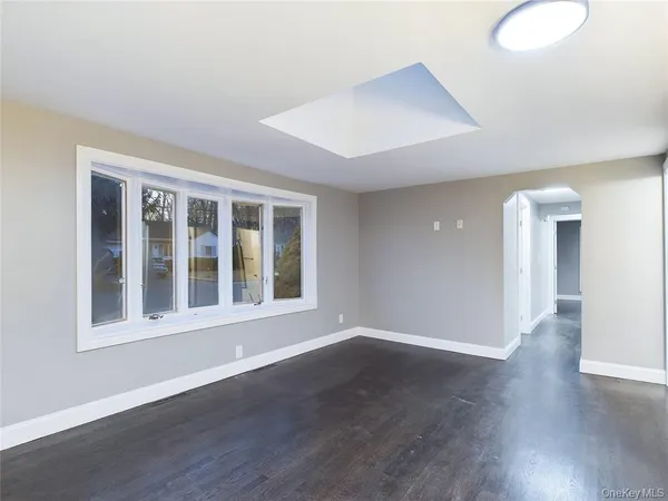 $4,700 | 115 North Clinton Avenue, Patchogue, NY 11772