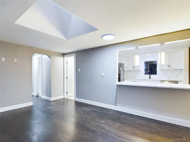 $4,700 | 115 North Clinton Avenue, Patchogue, NY 11772