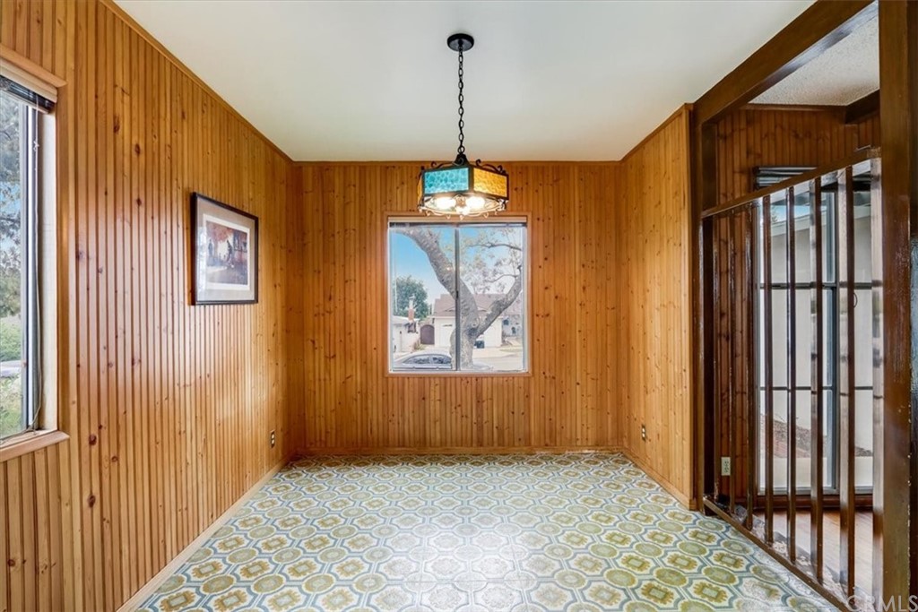 9846 Cabanas Avenue Tujunga, CA 91042 - Photo 14 of 38