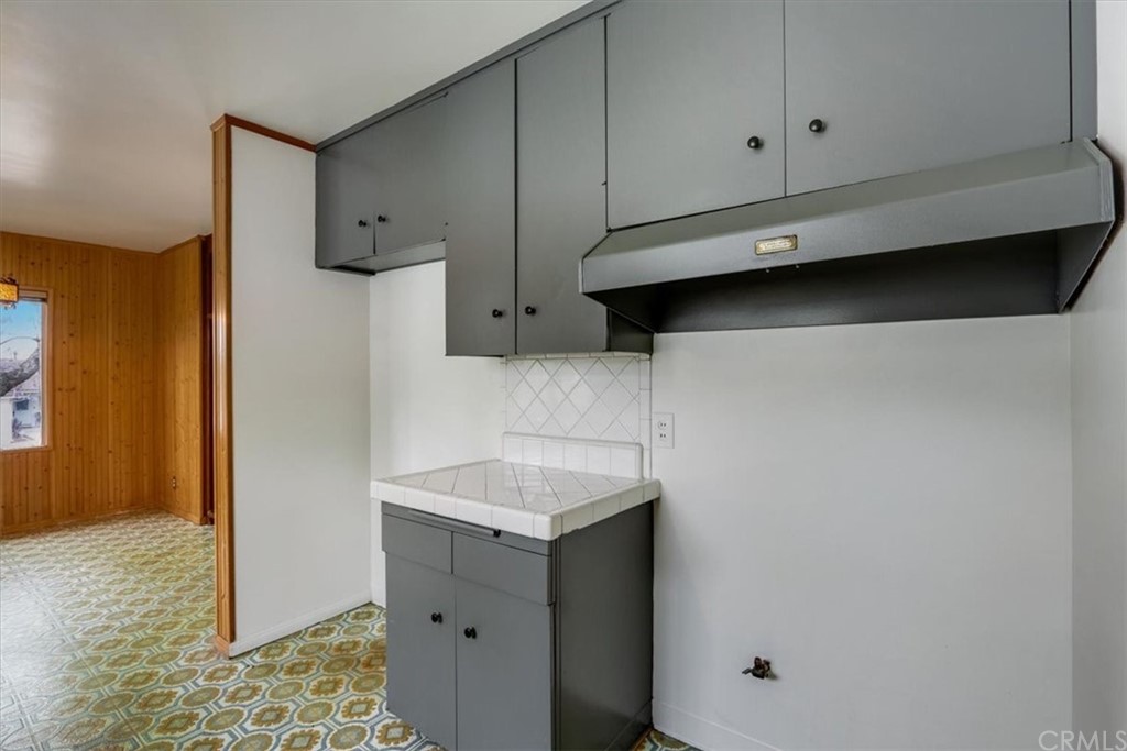 9846 Cabanas Avenue Tujunga, CA 91042 - Photo 17 of 38