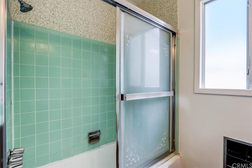 9846 Cabanas Avenue Tujunga, CA 91042 - Photo 31 of 38