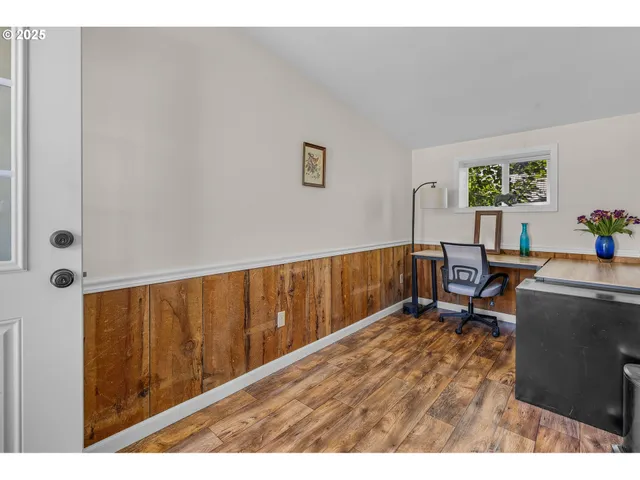 $320,000 | 312 North Canyon Boulevard, John Day, OR 97845