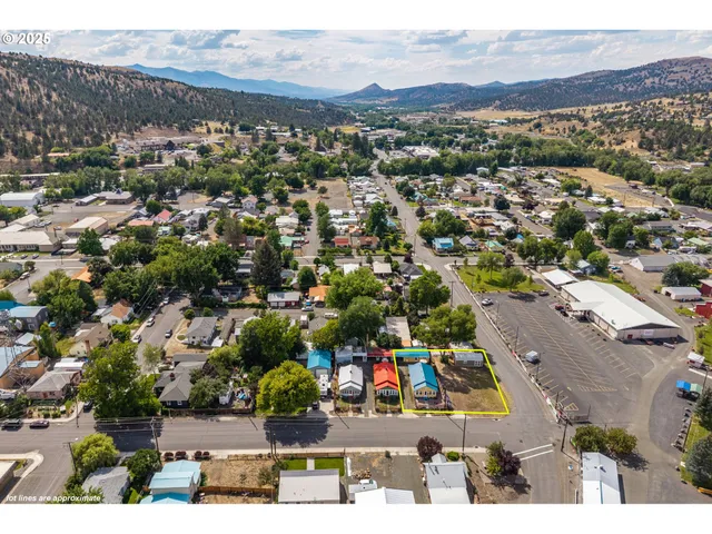 $320,000 | 312 North Canyon Boulevard, John Day, OR 97845
