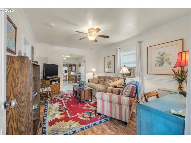 $320,000 | 312 North Canyon Boulevard, John Day, OR 97845