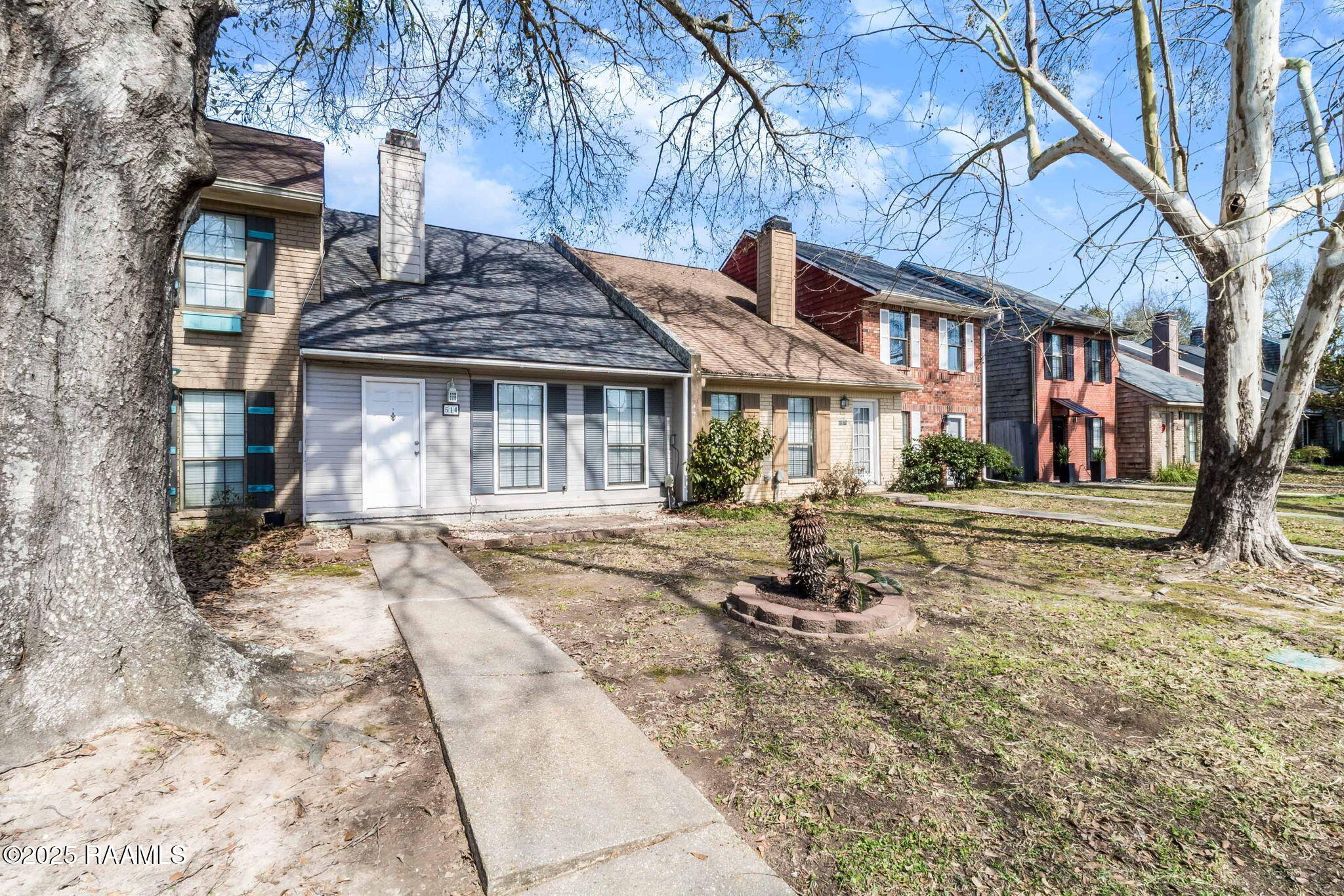 514 Cobblestone Road Lafayette, LA 70508 - Photo 2 of 16 2-web-or-mls-514 Cobblestone-3
