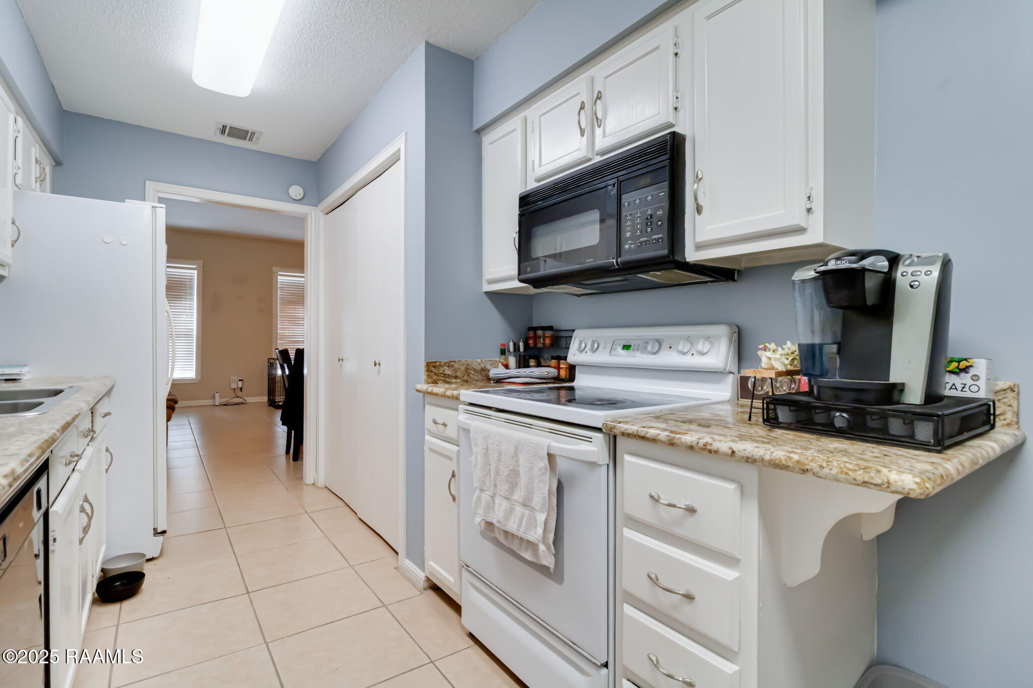 514 Cobblestone Road Lafayette, LA 70508 - Photo 7 of 16 7-web-or-mls-514 Cobblestone-6