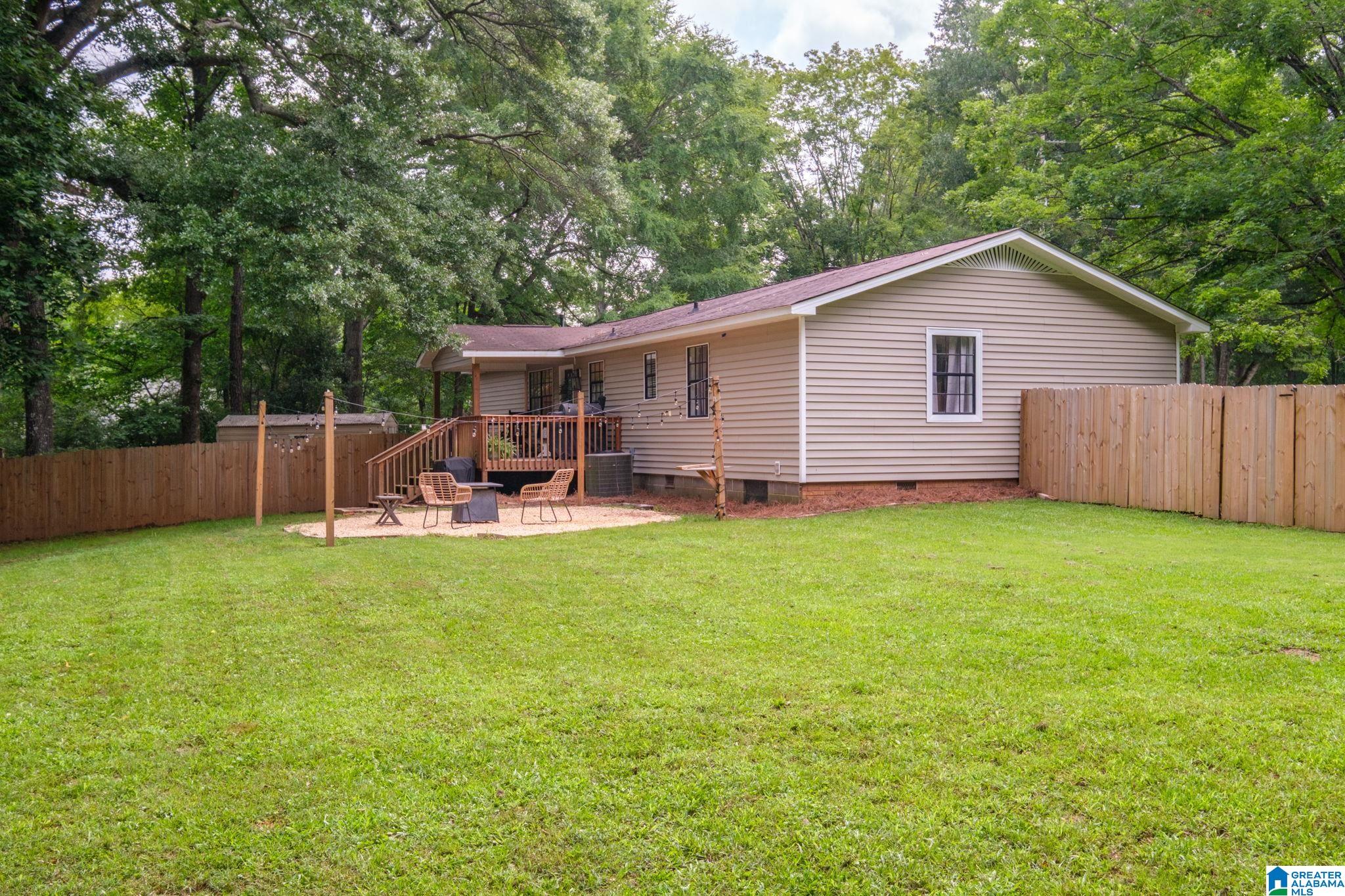 100 Hummingbird Circle Alabaster, AL 35007 - Photo 38 of 43