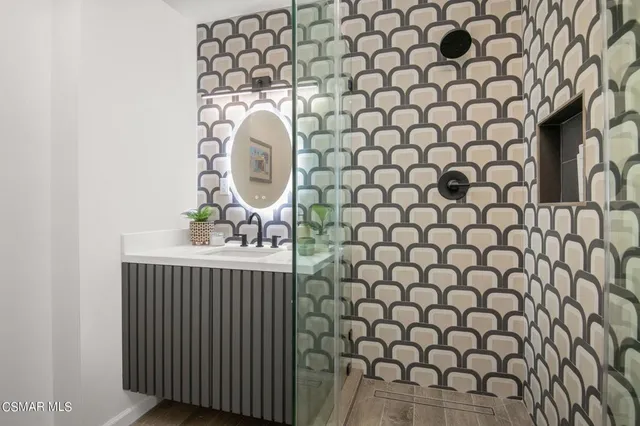 $7,985 | 2637 Pierpont Boulevard, Ventura, CA 93001