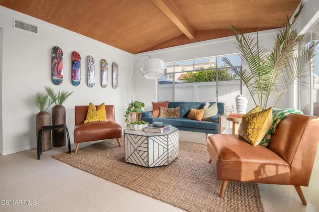 $7,985 | 2637 Pierpont Boulevard, Ventura, CA 93001