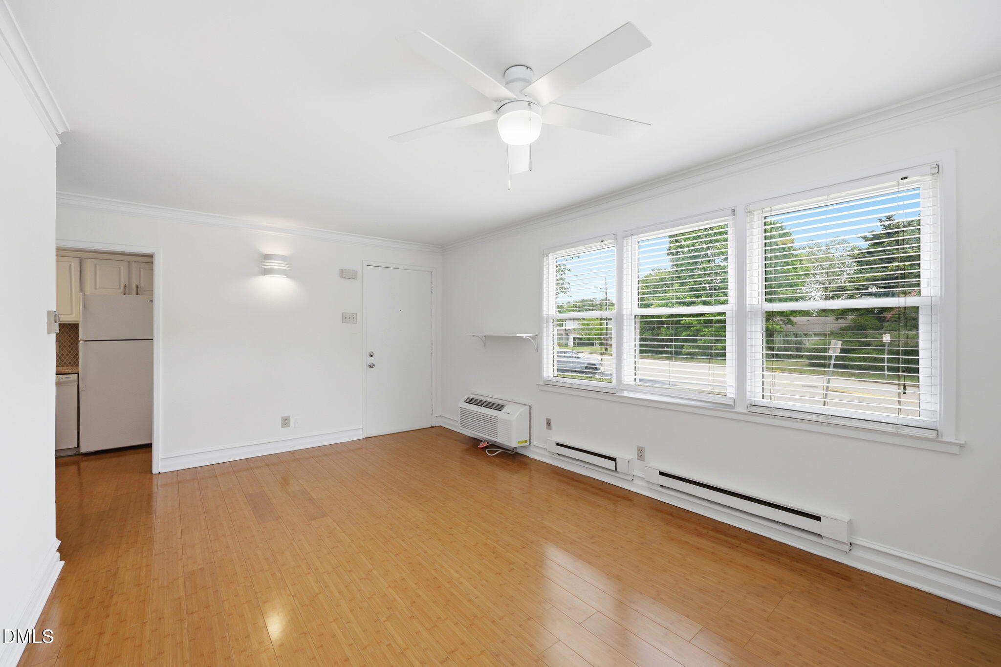 635 Daniels Street, Unit A Raleigh, NC 27605 - Photo 7 of 39 17-web-or-mls-IMG_0216 copy