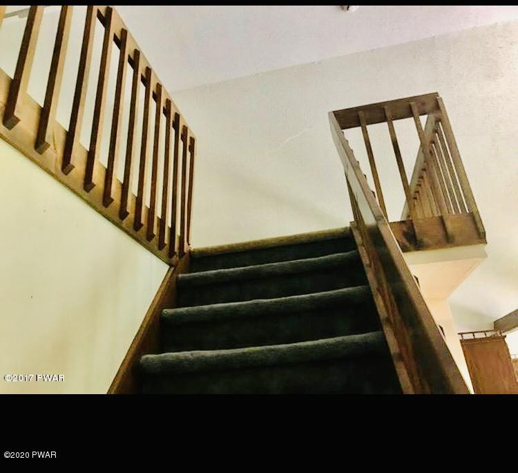 110 Inverness Court Milford, PA 18337 - Photo 6 of 22