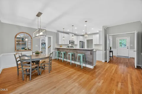 $795,000 | 407 Chandler Grant Drive, Cary, NC 27519