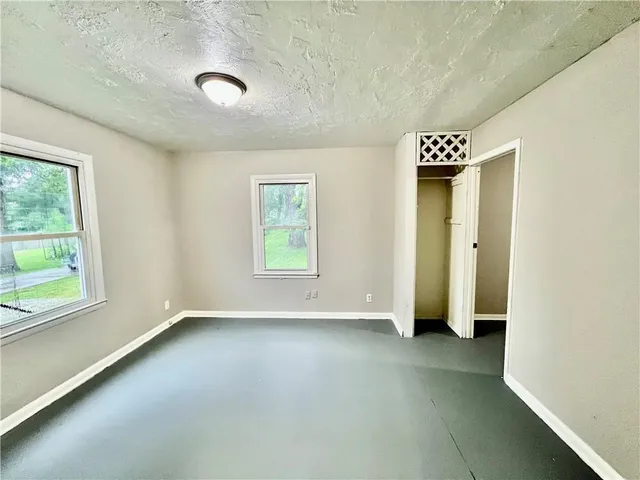 $134,000 | 10710 East 24th Street South, Independence, MO 64052