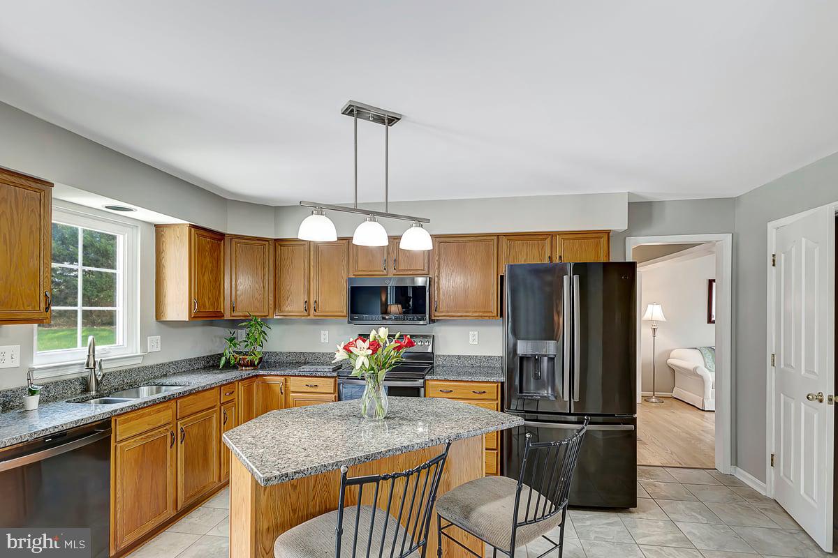 6304 Patuxent Quarter Road Hanover, MD 21076 - Photo 12 of 38