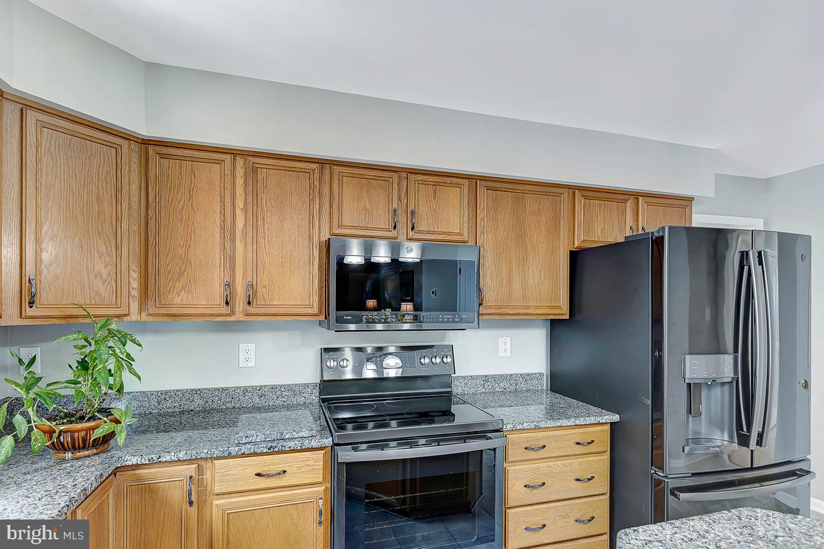 6304 Patuxent Quarter Road Hanover, MD 21076 - Photo 13 of 38