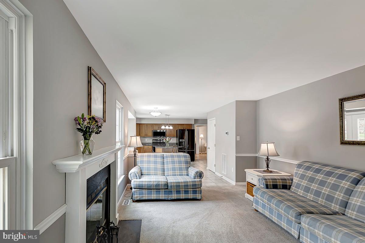 6304 Patuxent Quarter Road Hanover, MD 21076 - Photo 9 of 38